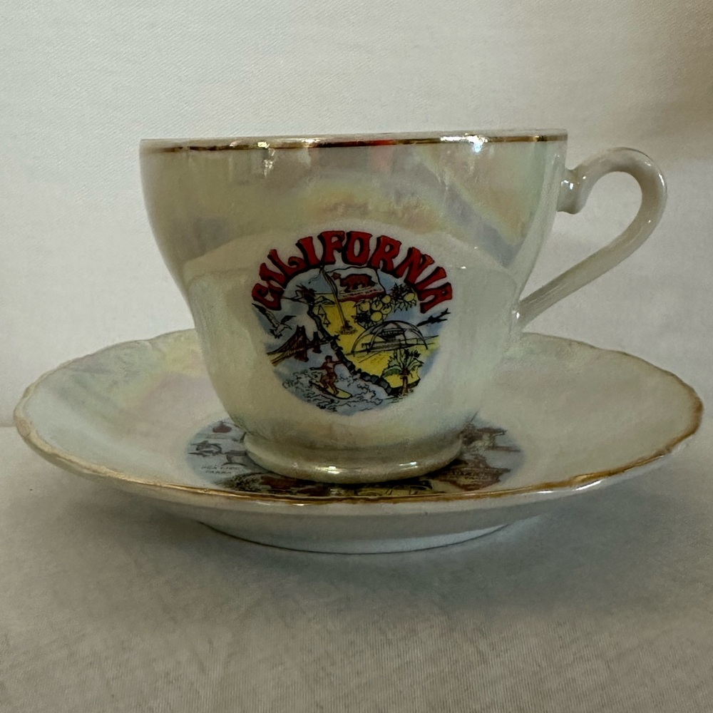 California Souvenir Teacup and Saucer Set - White and Gold